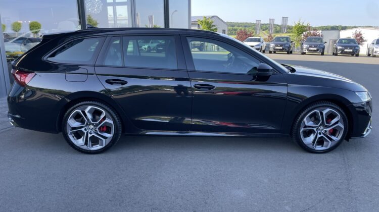 Octavia Combi 2,0TDi RS Leder Matrix Massage Key