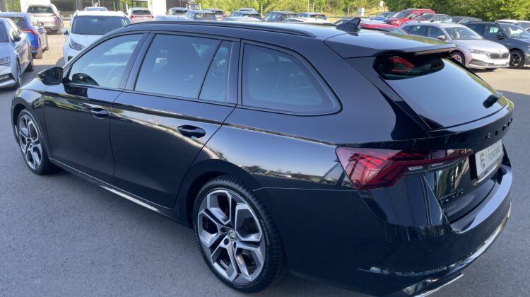Octavia Combi 2,0TDi RS Leder Matrix Massage Key
