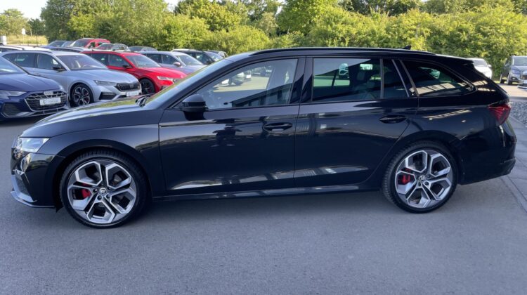Octavia Combi 2,0TDi RS Leder Matrix Massage Key