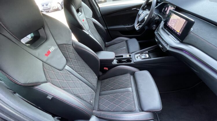 Octavia Combi 2,0TDi RS Leder Matrix Massage Key