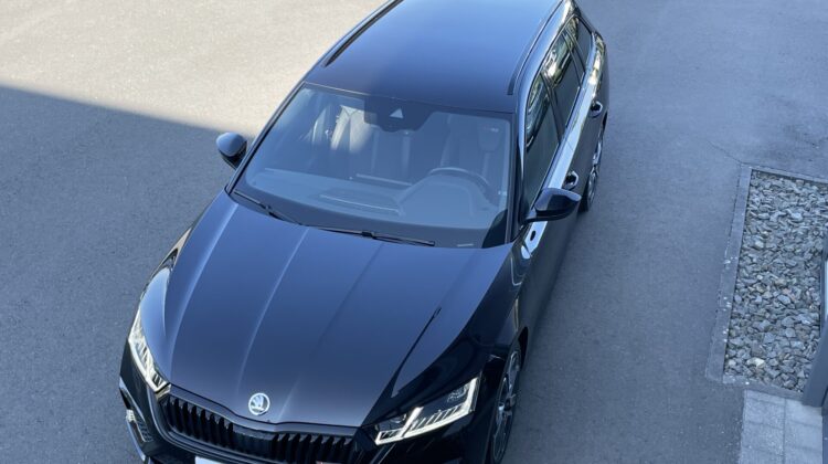 Octavia Combi 2,0TDi RS Leder Matrix Massage Key