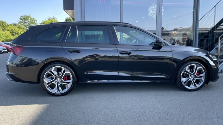 Octavia Combi 2,0TDi RS Leder Matrix Massage Key