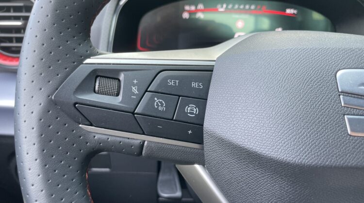 Ibiza 1,0 FR Schalter Virtual Navi LED SHZ