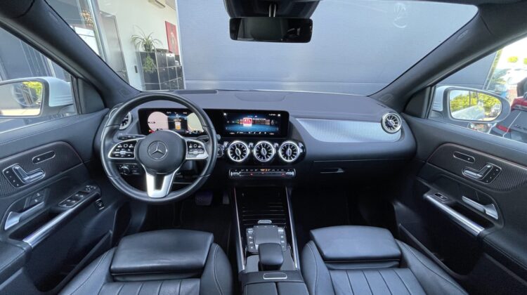 GLA 250 4Matic 360° Navi Pano Leder Massage LED