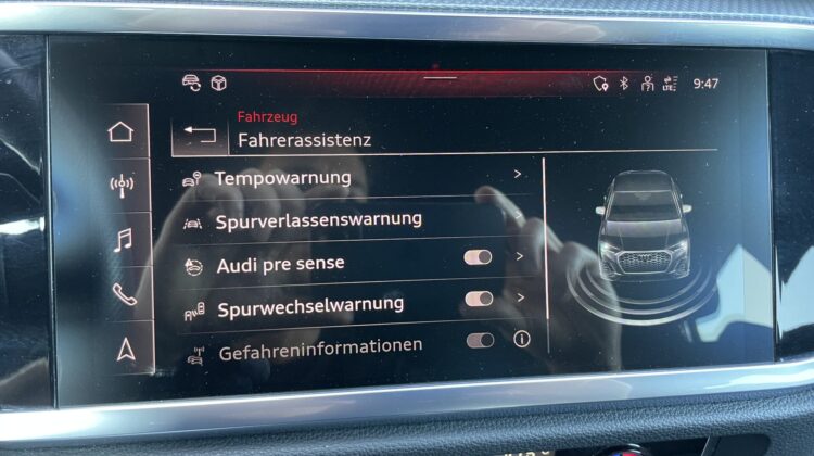 Q3 Sportback 2,0TFSI quattro Sline Black MMiPlus