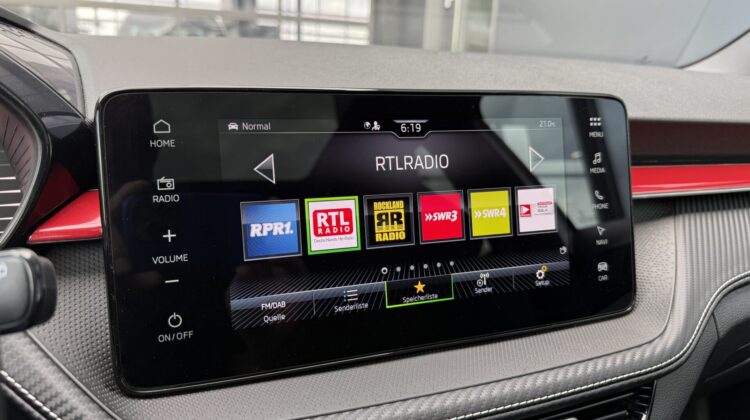 Fabia Monte Carlo DSG 18″ Kamera Keyless Matrix