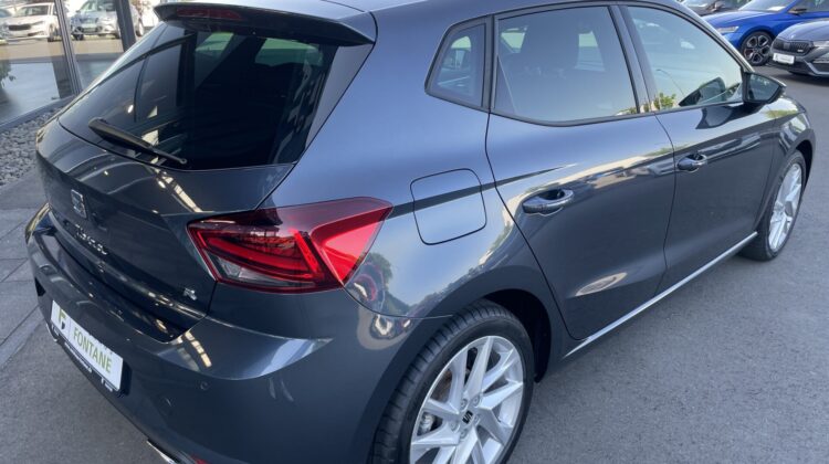 Ibiza FR DSG 17″ Navi LED AppleCarplay PDC