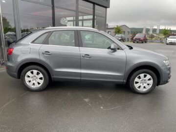 Q3 2.0 TFSI quattro Navi Teilleder AHK 6-Gang