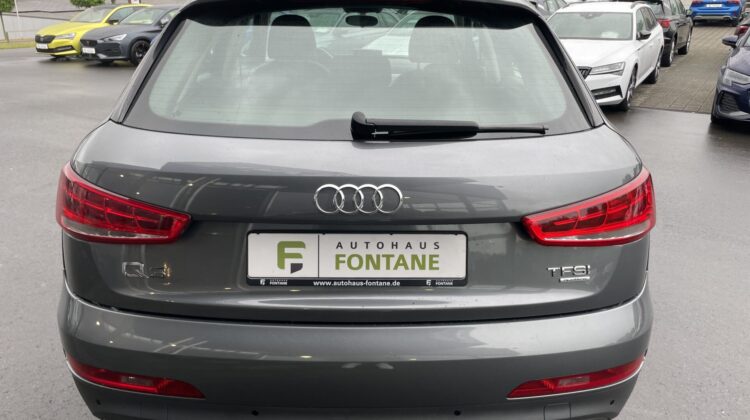 Q3 2.0 TFSI quattro Navi Teilleder AHK 6-Gang