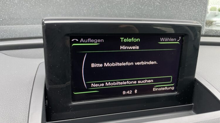 Q3 2.0 TFSI quattro Navi Teilleder AHK 6-Gang