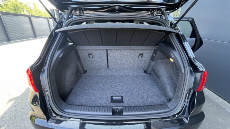 Arona 1,0TSi Xperience Schalter Navi LED Kamera