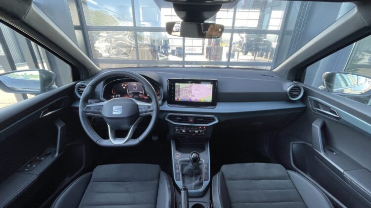 Arona 1,0TSi Xperience Schalter Navi LED Kamera
