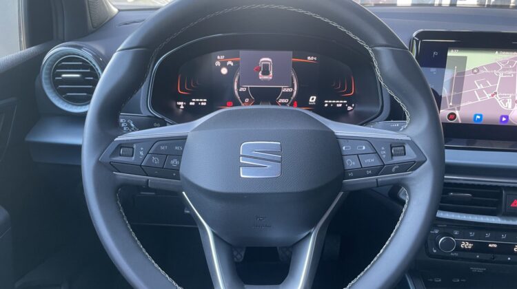 Arona 1,0TSi Xperience Schalter Navi LED Kamera