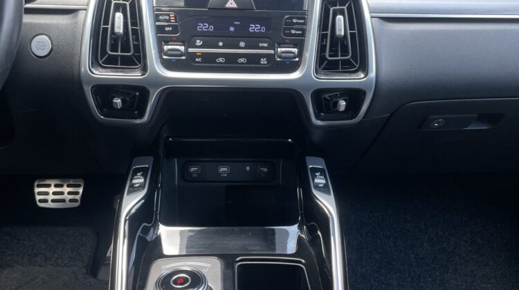 Sorento 2,2 CRDi 4WD 7 Sitze Pano Bose HUD 360°