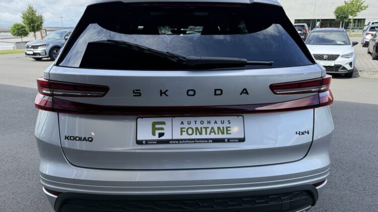 Kodiaq 2.0 TDI 142kW 4×4 Sportline 360° AHK Pano