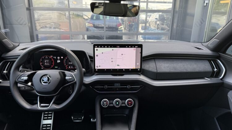 Kodiaq 2.0 TDI 142kW 4×4 Sportline 360° AHK Pano