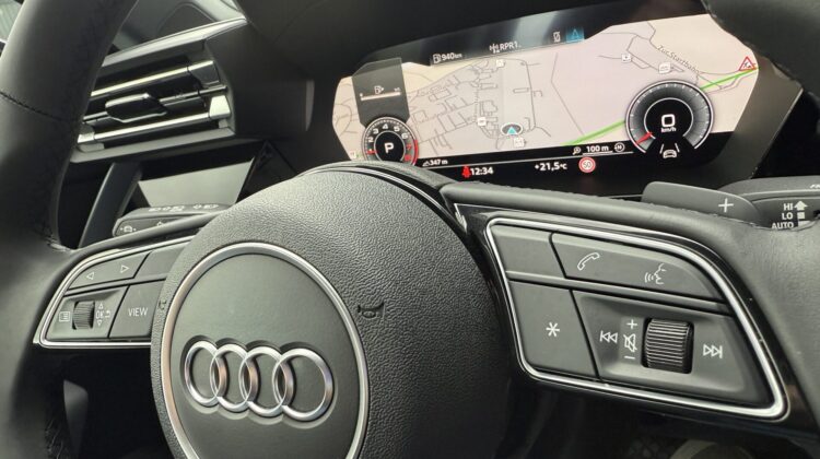 A3 Sportback 35 TFSI S line Kamera Navi Leder