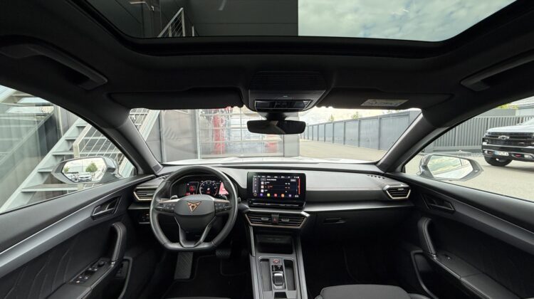 Formentor 1.5TSI DSG Kamera Pano SHZ LED 1.Hand