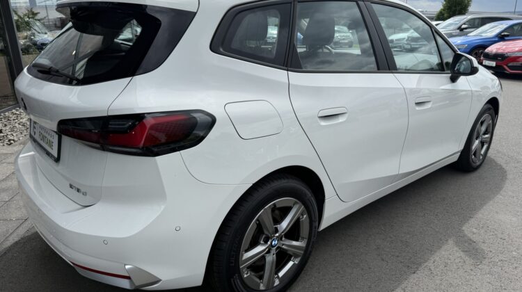 Active Tourer 218 d AT Navi Kamera LED eAHK LED