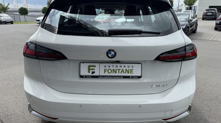 Active Tourer 218 d AT Navi Kamera LED eAHK LED