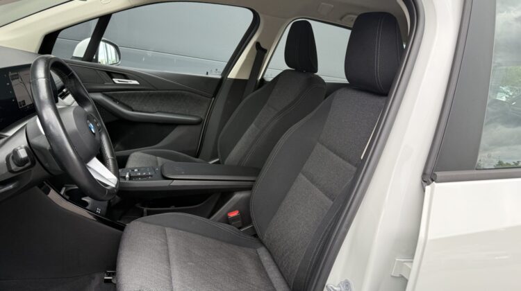 Active Tourer 218 d AT Navi Kamera LED eAHK LED