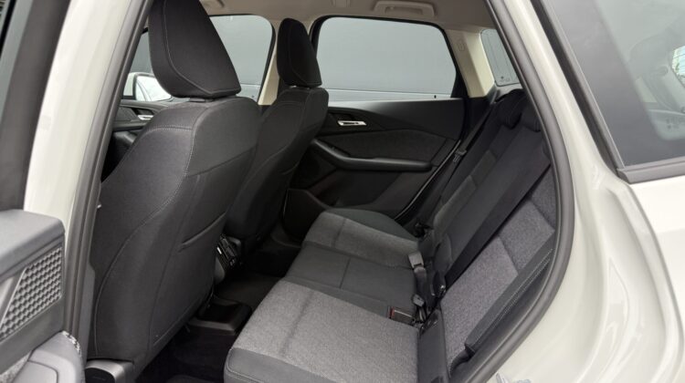 Active Tourer 218 d AT Navi Kamera LED eAHK LED