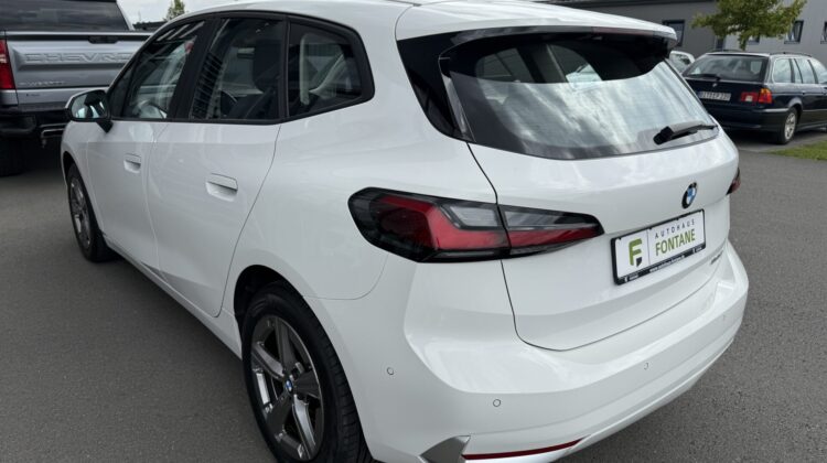 Active Tourer 218 d AT Navi Kamera LED eAHK LED