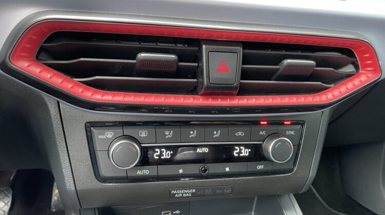 Ibiza FR 17″ Navi LED AppleCarplay PDC