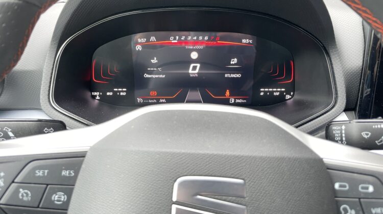 Ibiza FR 17″ Navi LED AppleCarplay PDC