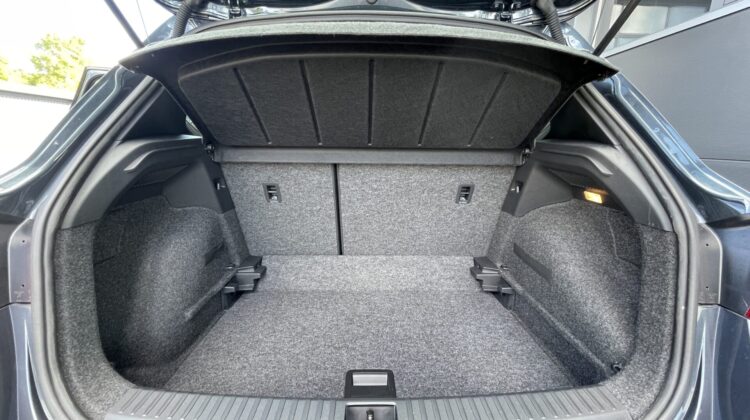 Arona Xperience Schalter Navi LED Kamera Sitzhz