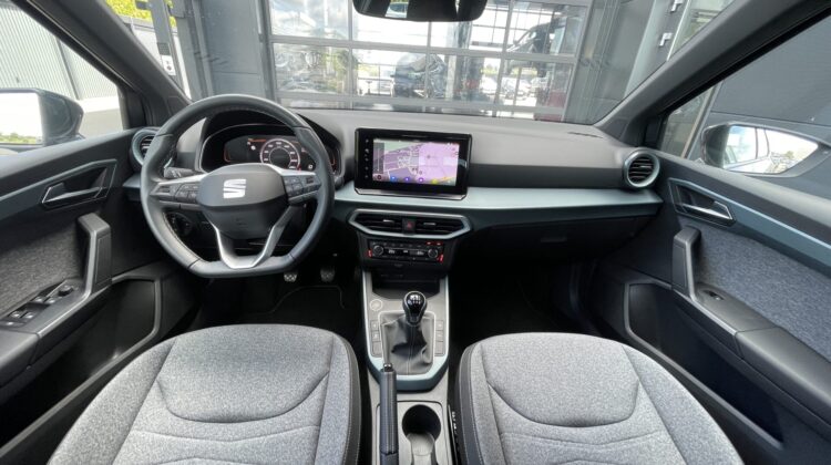 Arona Xperience Schalter Navi LED Kamera Sitzhz