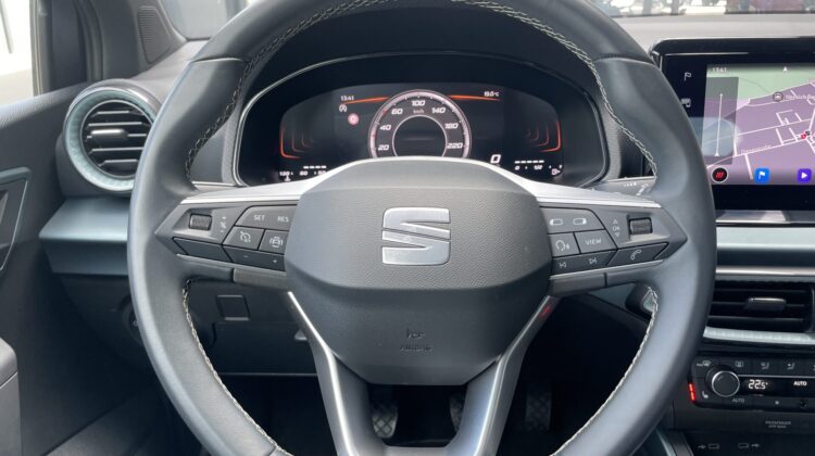 Arona Xperience Schalter Navi LED Kamera Sitzhz