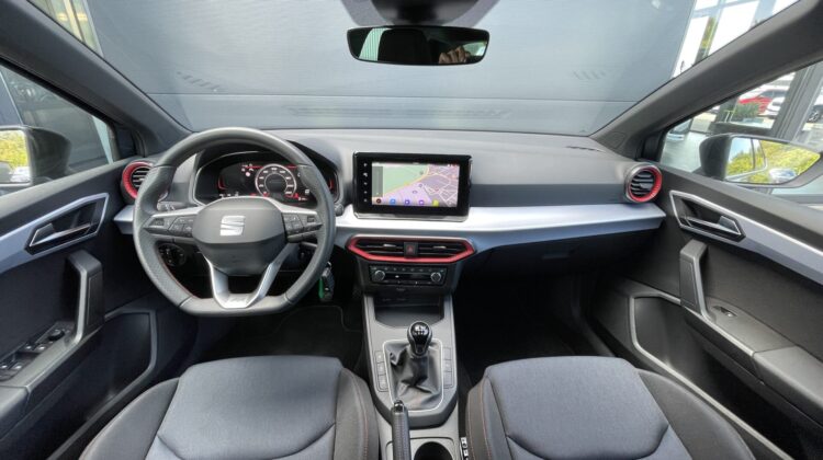 Ibiza FR 17″ Navi LED AppleCarplay PDC SHZ