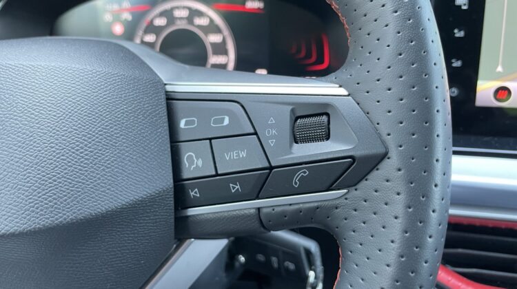 Ibiza FR 17″ Navi LED AppleCarplay PDC SHZ