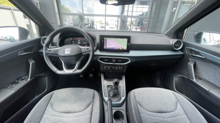 Arona Xperience Schalter Navi LED Kamera Sitzhz