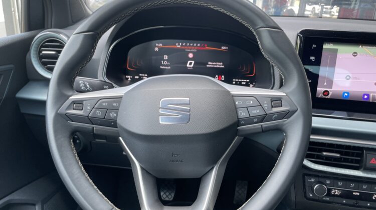 Arona Xperience Schalter Navi LED Kamera Sitzhz