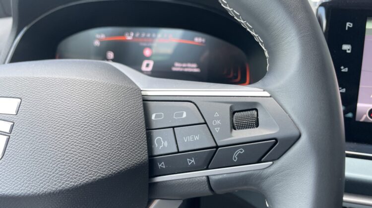 Arona Xperience Schalter Navi LED Kamera Sitzhz