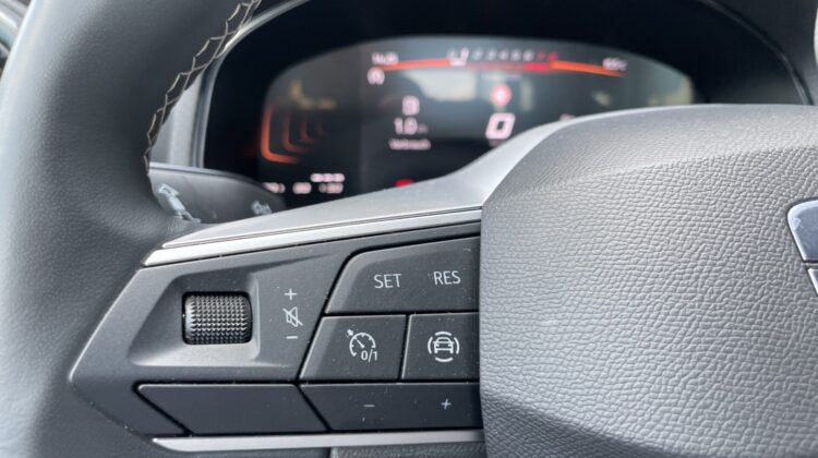Arona Xperience Schalter Navi LED Kamera Sitzhz
