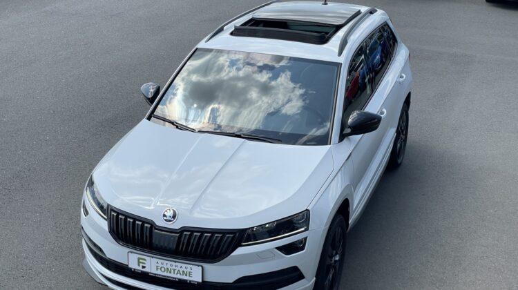 Karoq 2,0TSi DSG Sportline 4×4 Pano Standhz Navi