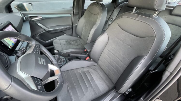 Arona Xperience Schalter Navi LED Kamera Sitzhz
