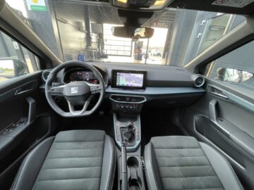 Arona Xperience Schalter Navi LED Kamera Sitzhz