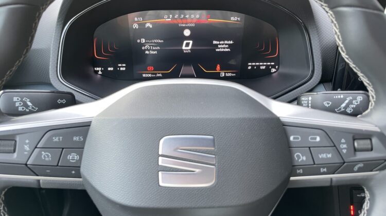 Arona Xperience Schalter Navi LED Kamera Sitzhz
