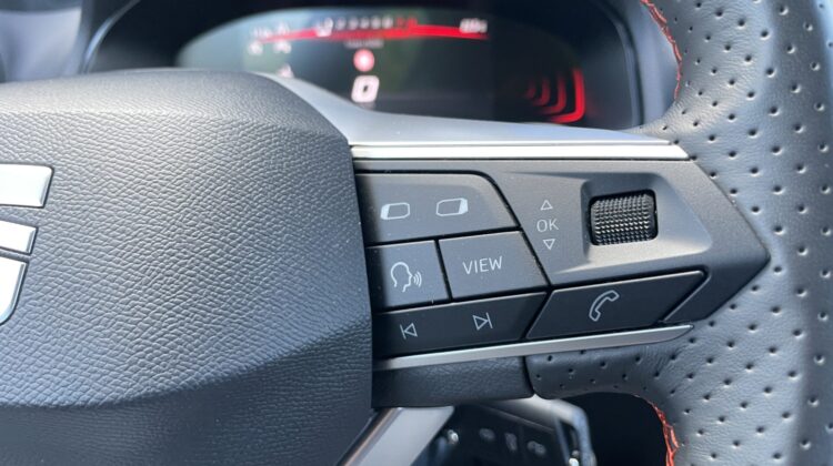 Ibiza FR DSG 17″ Navi LED AppleCarplay PDC