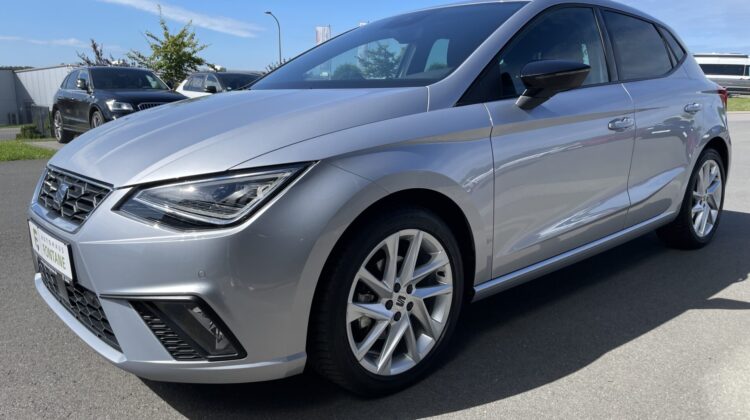 Ibiza FR DSG 17″ Navi LED AppleCarplay PDC