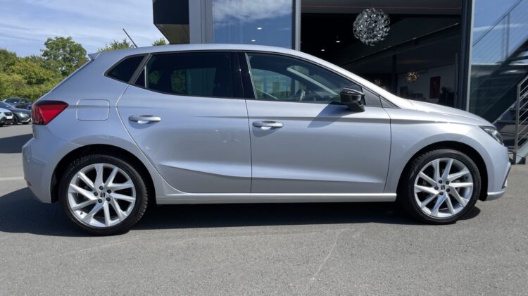 Ibiza FR DSG 17″ Navi LED AppleCarplay PDC
