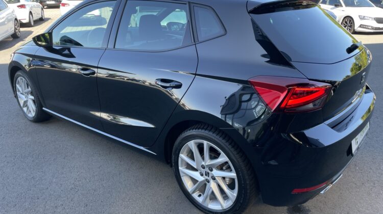 Ibiza FR 17″ Navi LED AppleCarplay PDC Sitzheizung
