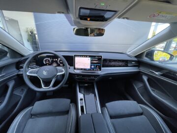 Passat Variant 2.0TDI Elegance Alc. AHK IQ-Light