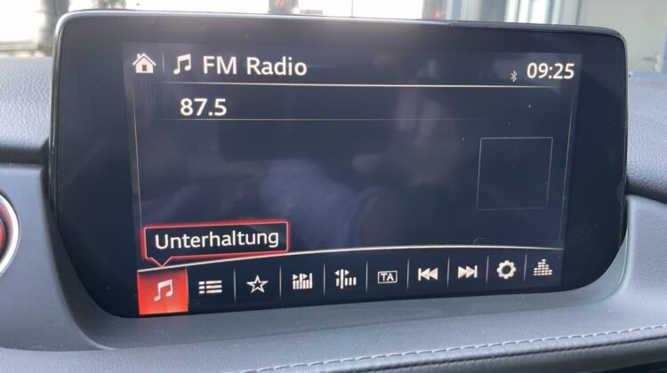 6 Kombi Sports-Line 2,5 AT Bose 360°Leder Navi