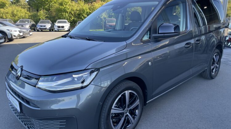 Caddy 2,0TDi DSG Kamera Apple Sitzhz Virtual LED