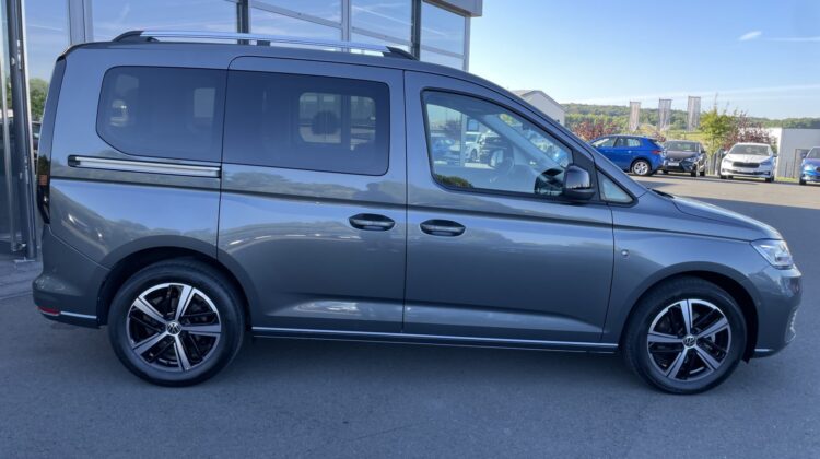 Caddy 2,0TDi DSG Kamera Apple Sitzhz Virtual LED
